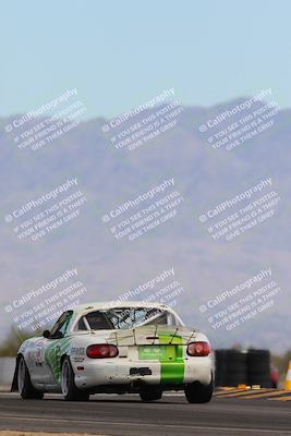 media/Feb-17-2024-Nasa AZ (Sat) [[ca3372609e]]/4-Race Group A/Session 2 Qualify (Turn 16)/